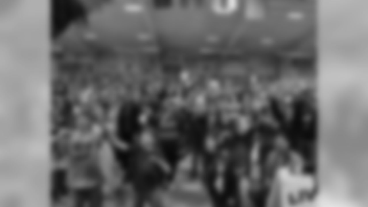 Packers Tailgate Tour - Tailgate Party (Rhinelander Ice Association)