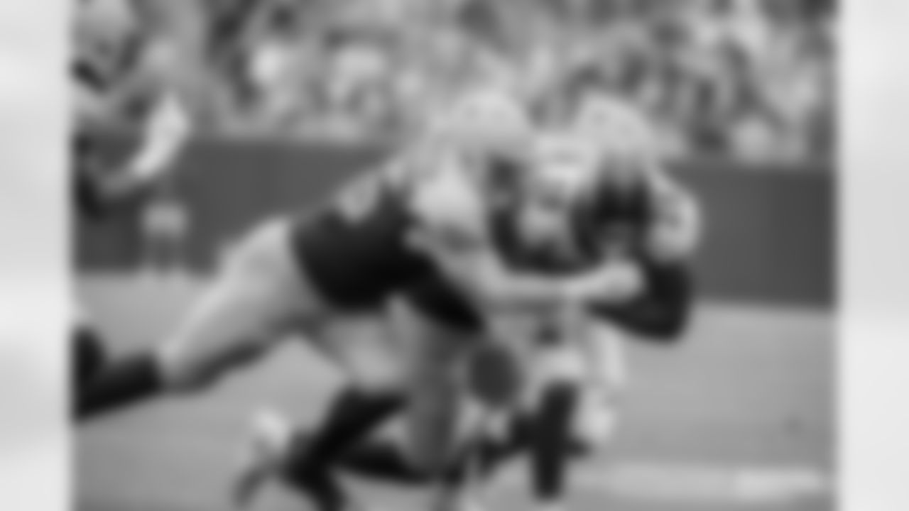 DL Tyler Lancaster