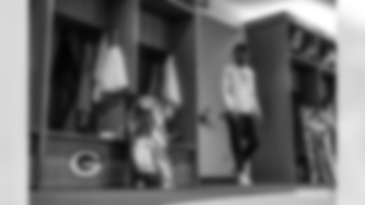 230109-locker-room-2560014
