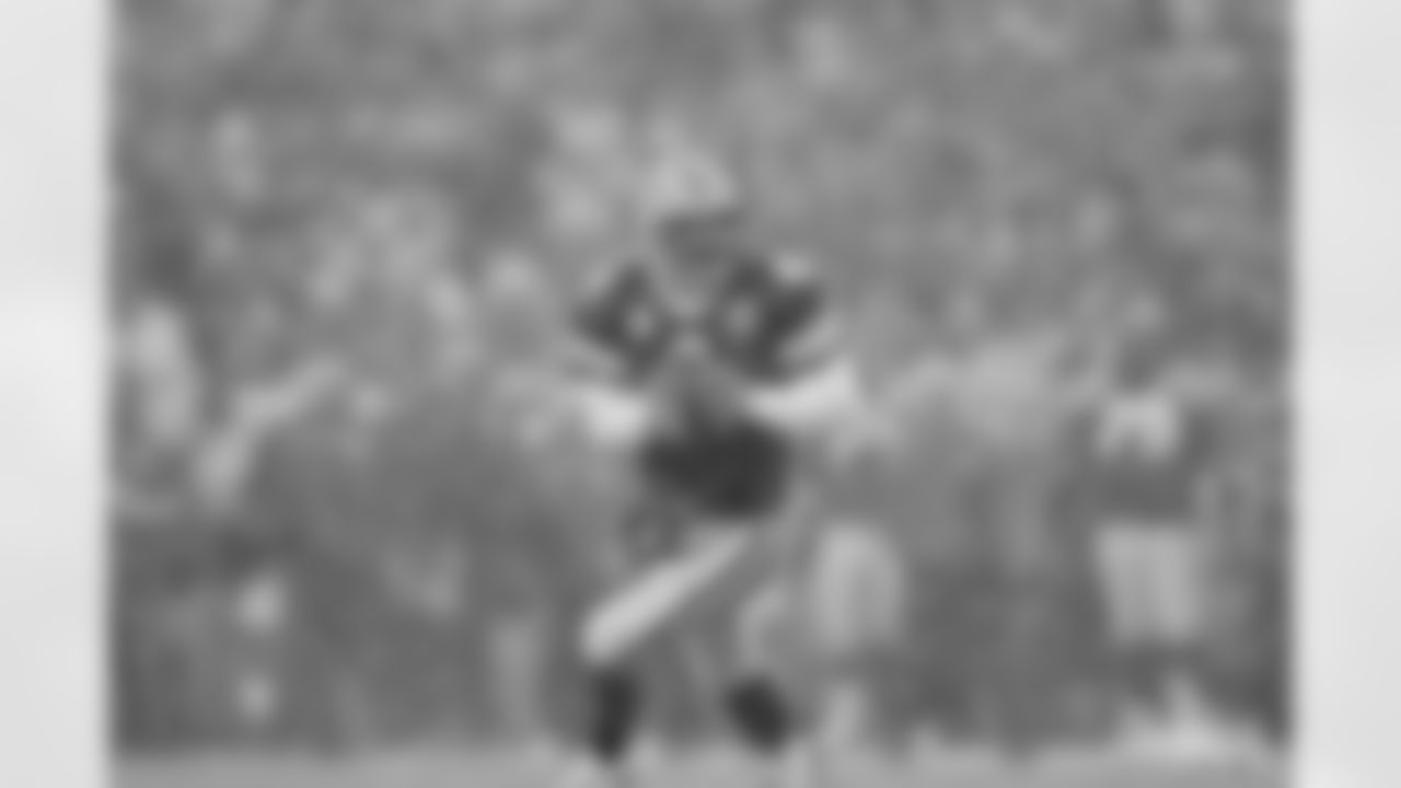 QB Brett Favre (1992-2007)