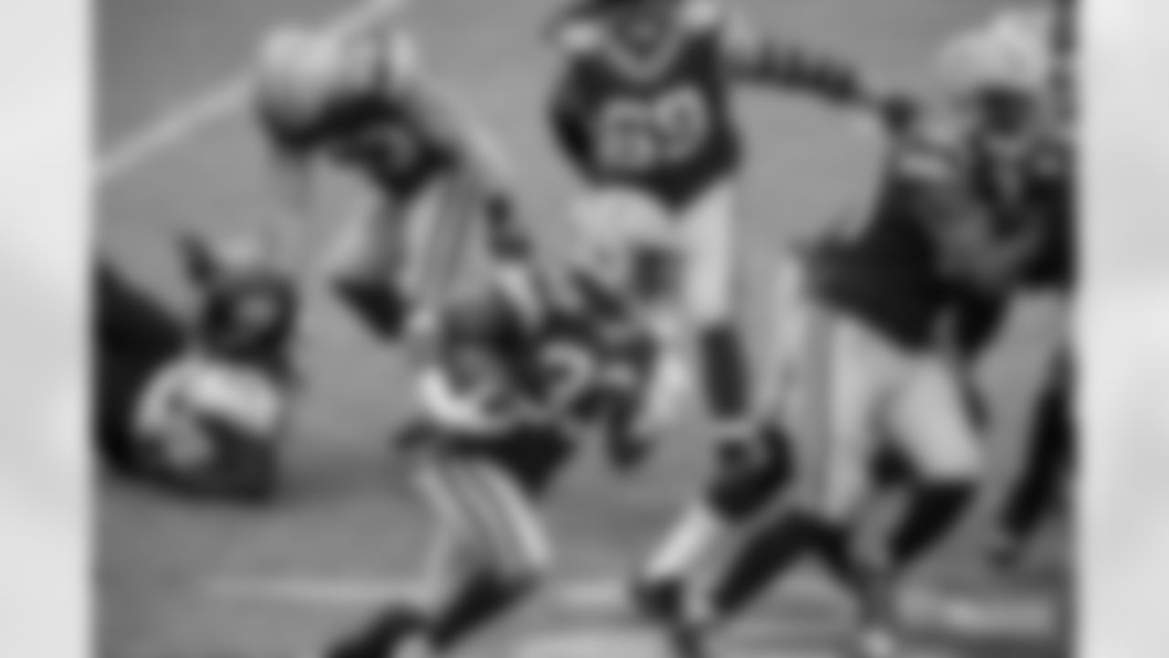 RB Aaron Jones