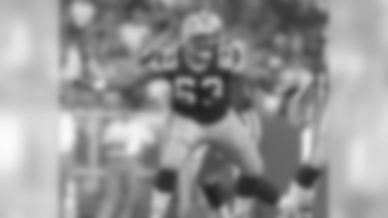 A fourth-round selection in the 2001 NFL Draft. Won back-to-back Rose Bowls at the University of Wisconsin (1999-2000).