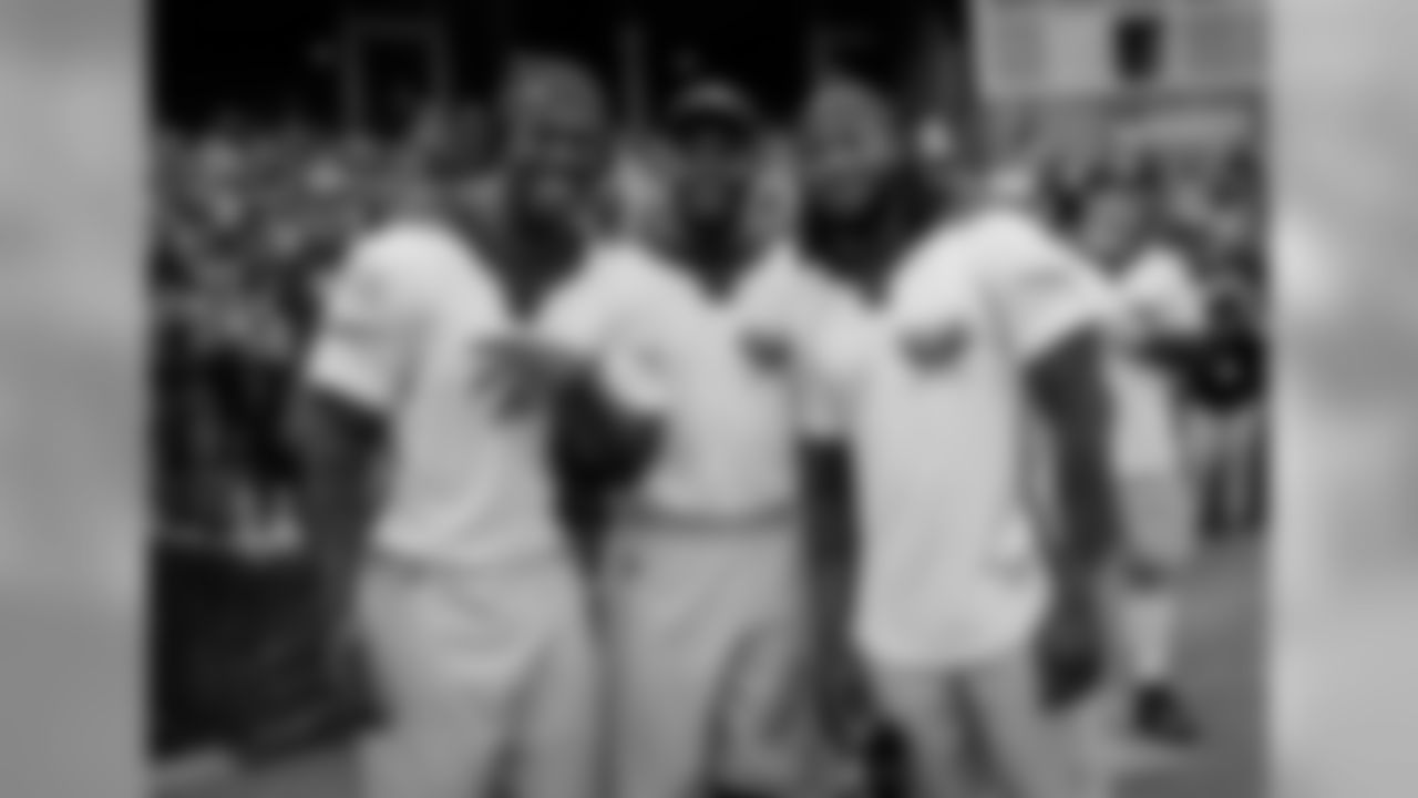 180602-green-gold-softball-siegle-31