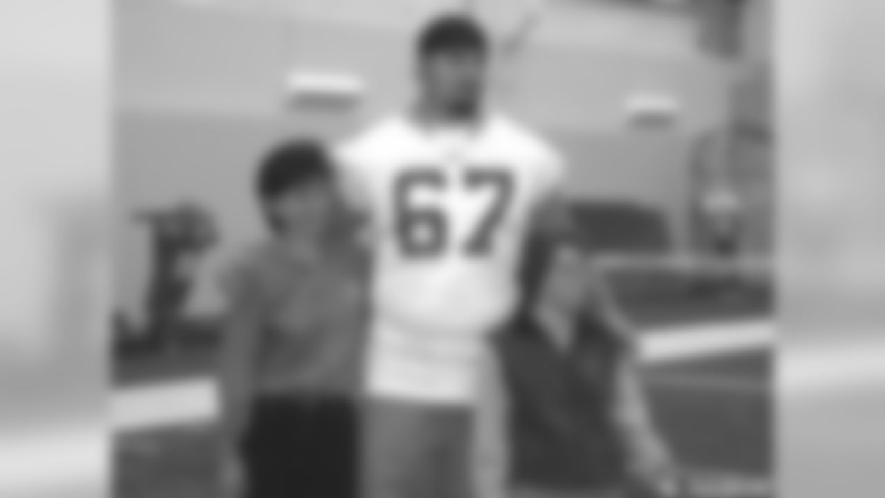 Usinger's 'Football 101', An NFL Workshop For Women