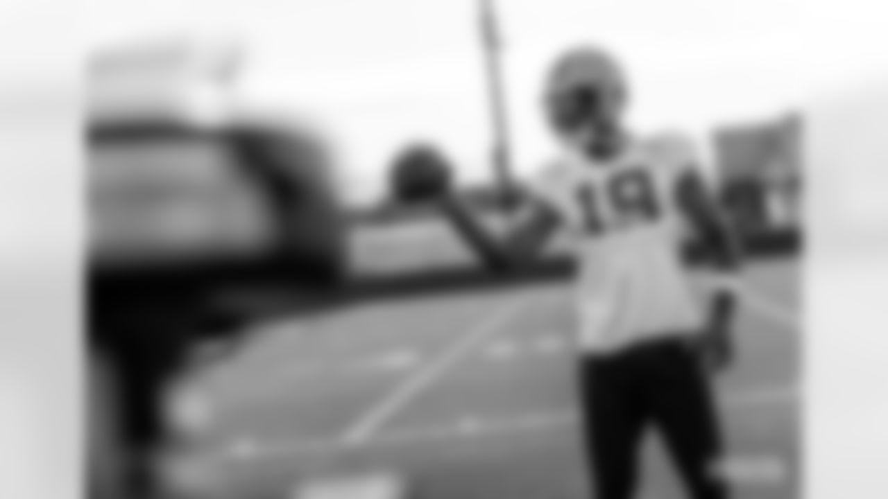 WR Equanimeous St. Brown