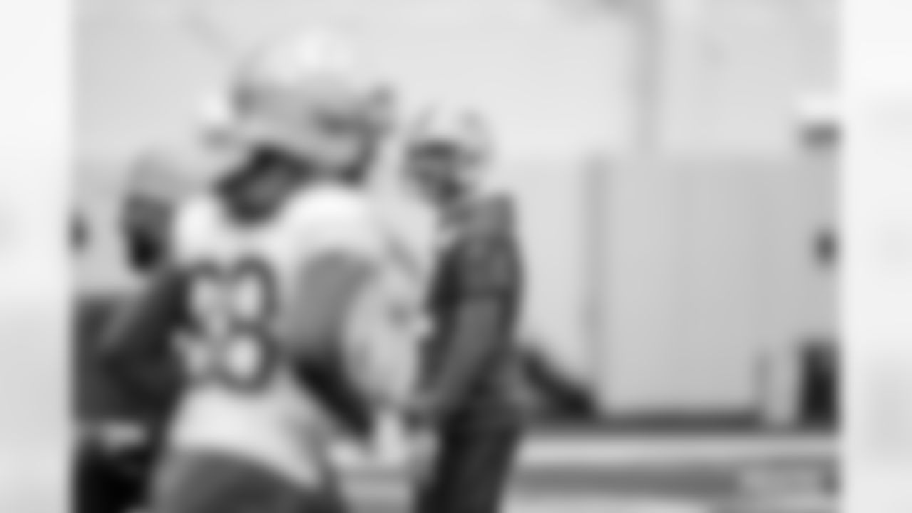 221222-evan-practice-gallery-2560036