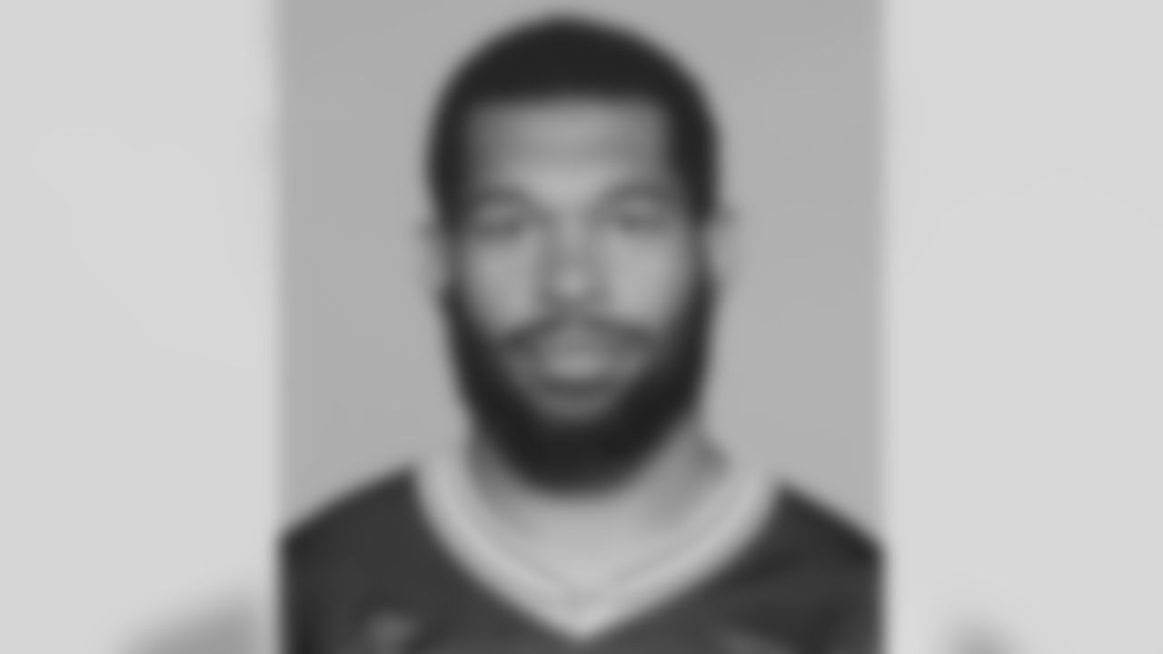 56 — LB Julius Peppers