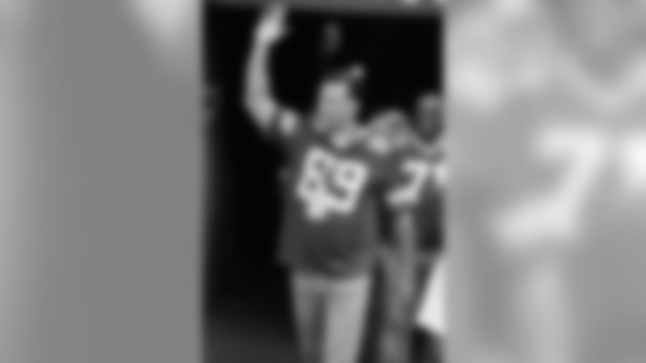 #89 - Mark Chmura (1993-99)