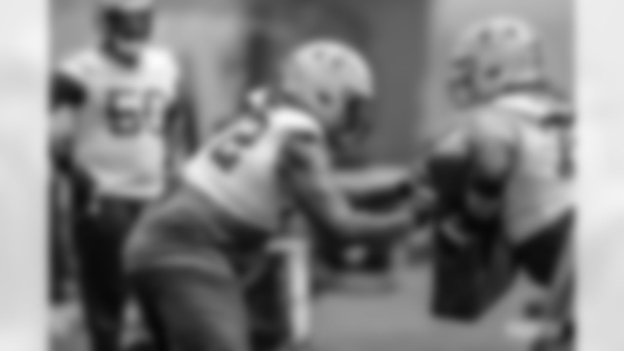 221130-evan-practice-gallery-2560029