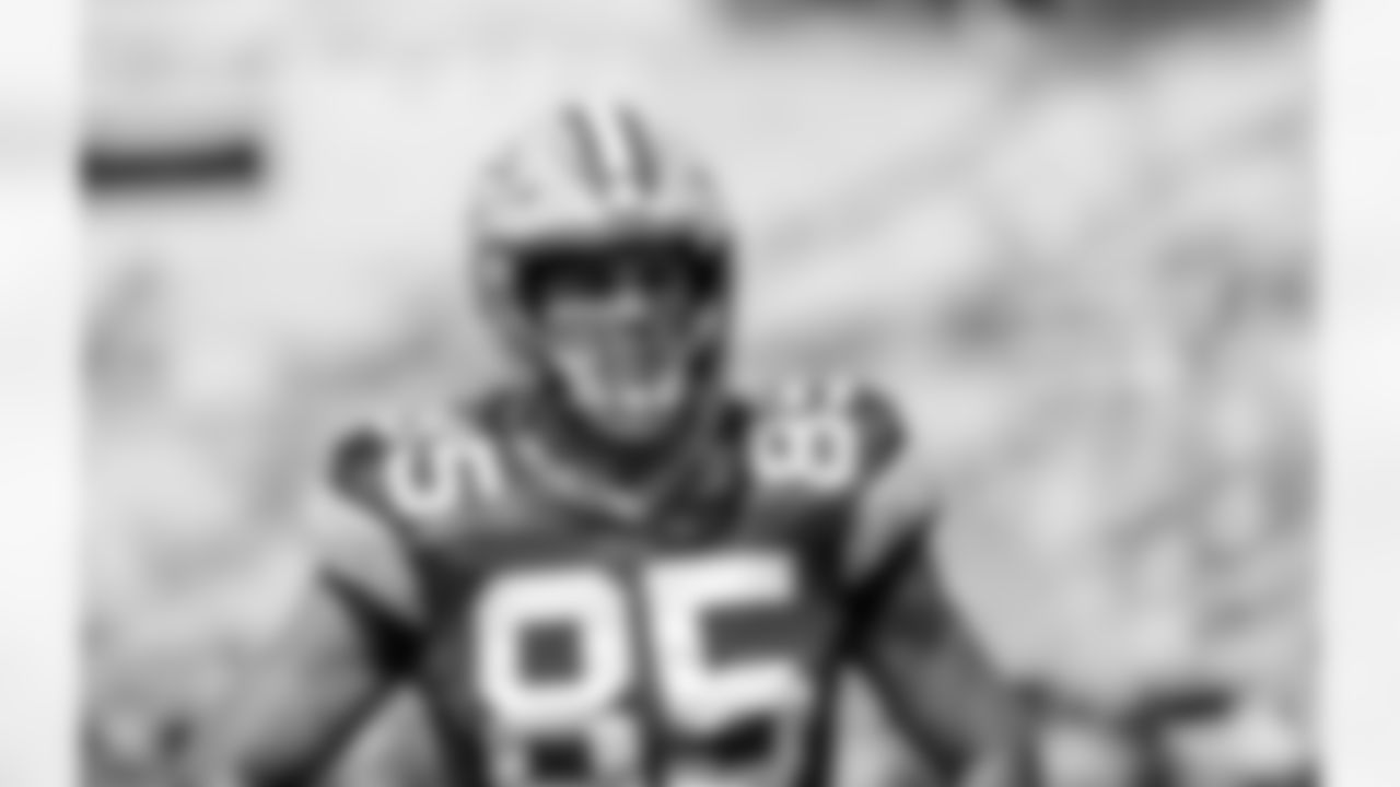 TE Robert Tonyan