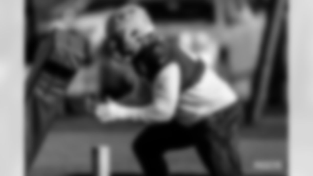 221201-evan-practice-gallery-2560034