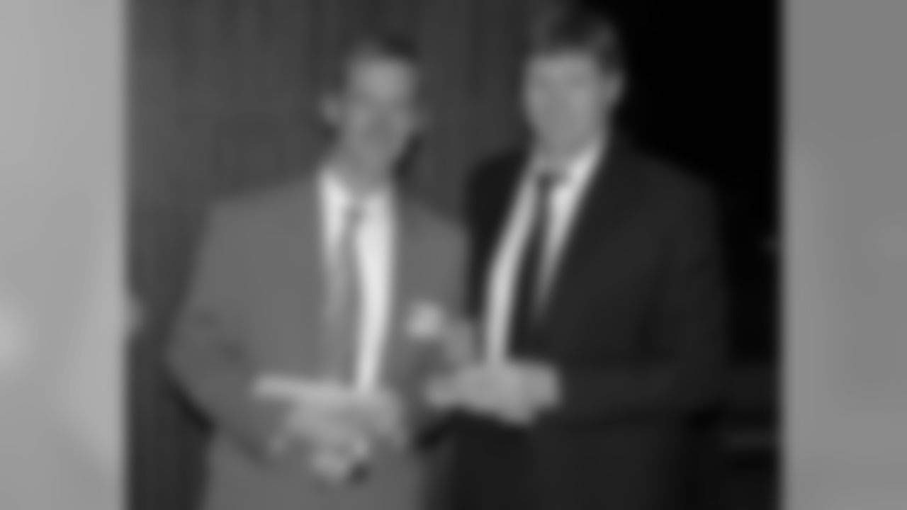 Timothy Kneeland, Mark Murphy