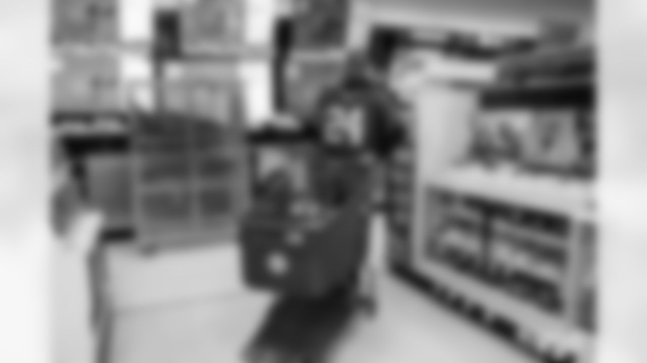 221215-tariq-target-shopping-2560008