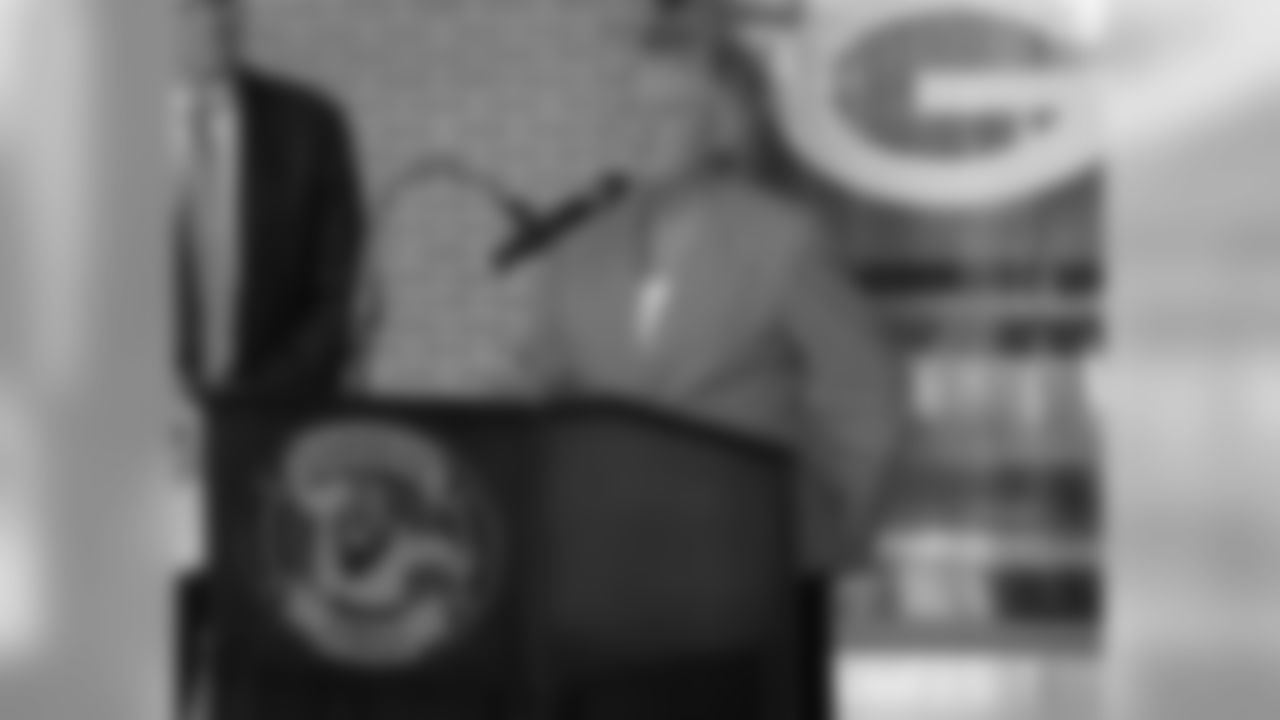 Roundy's Foundation, Packers Donate $40,000 To Hunger Relief