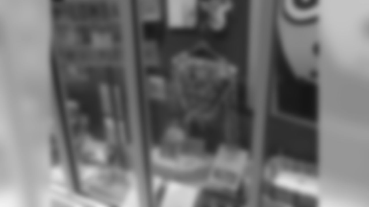 Packers Hall Of Fame Inc. In Search Of Fan Memorabilia