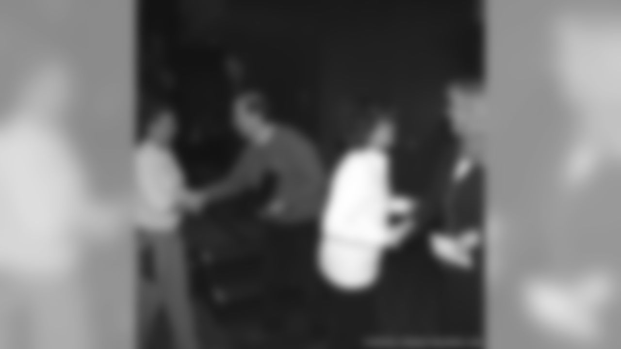 Awards Presented To Outstanding Concession Stand Groups