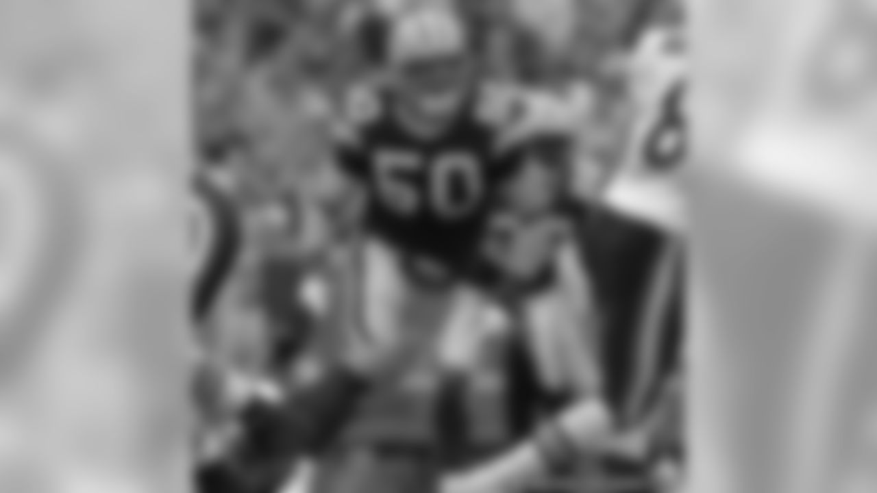 LB AJ Hawk