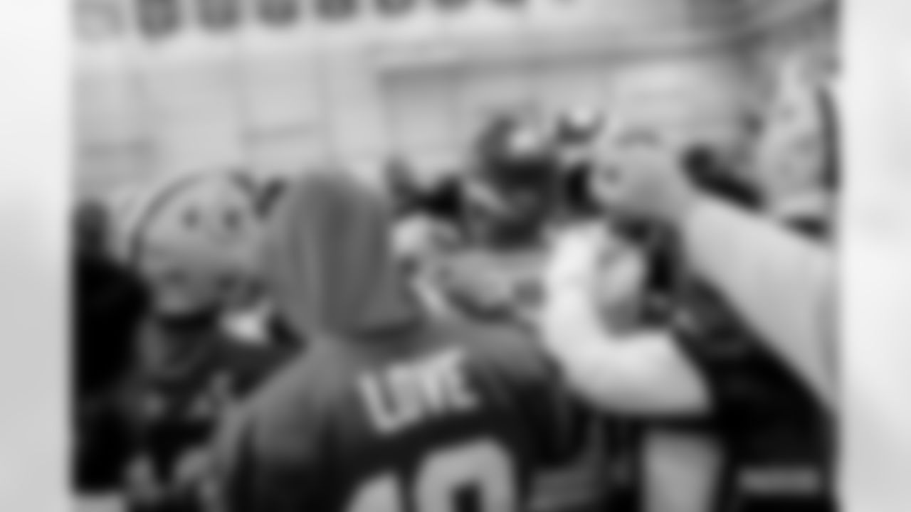 221130-evan-practice-gallery-2560064