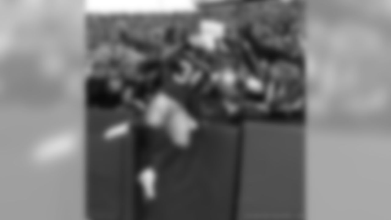 RB Vernand Morency