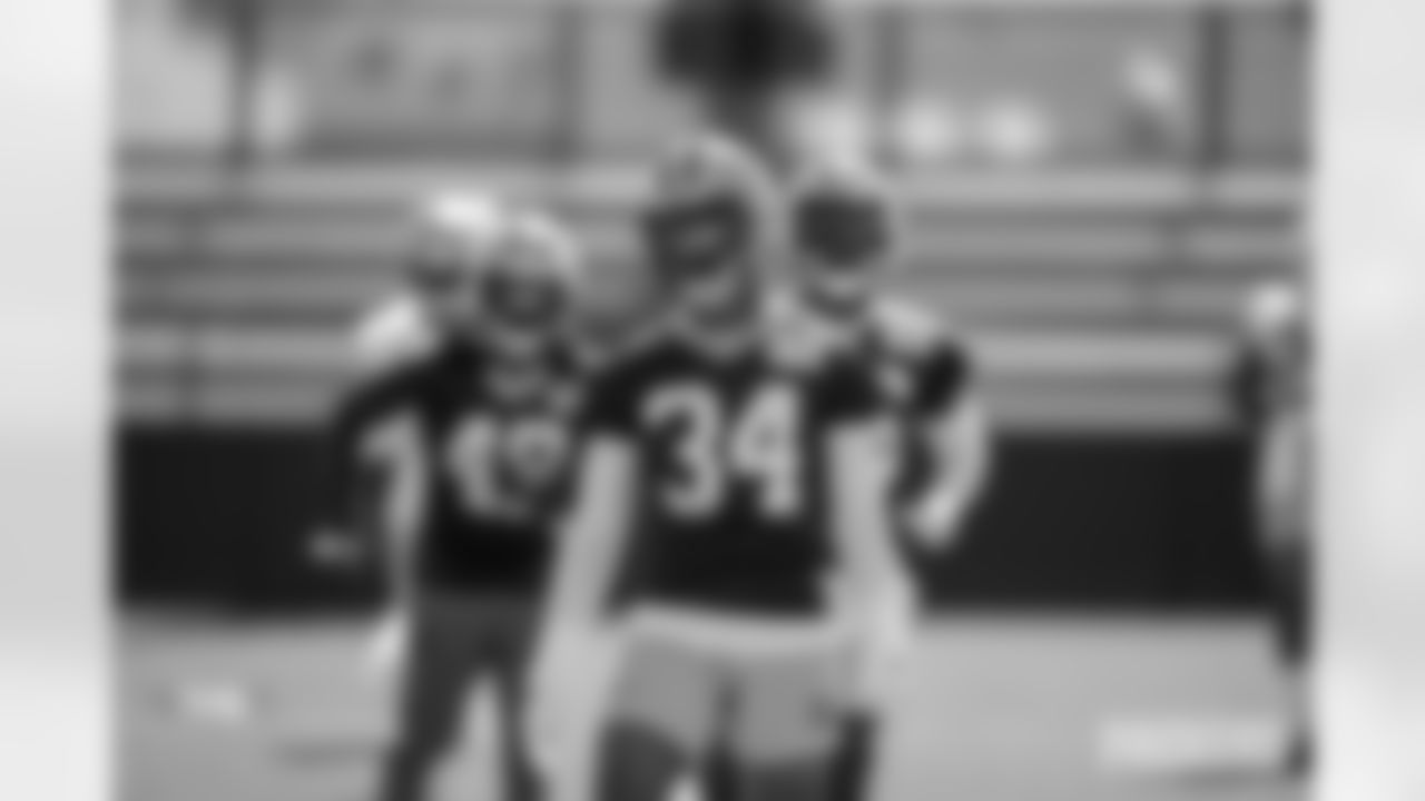 packers-practice-siegle- 039