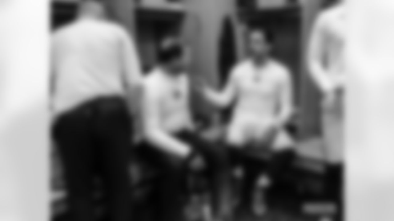 221205-locker-room-evan-2560009