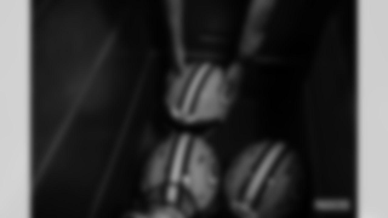 210926-locker-room-gallery-256028