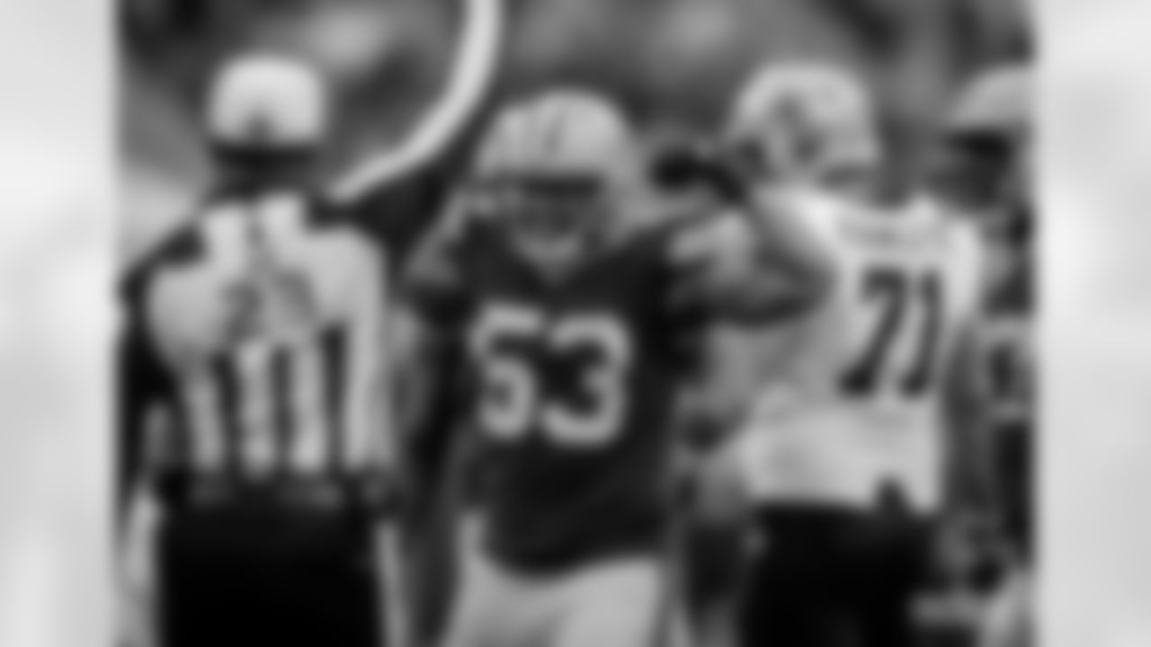 LB Nick Perry (2012-18)