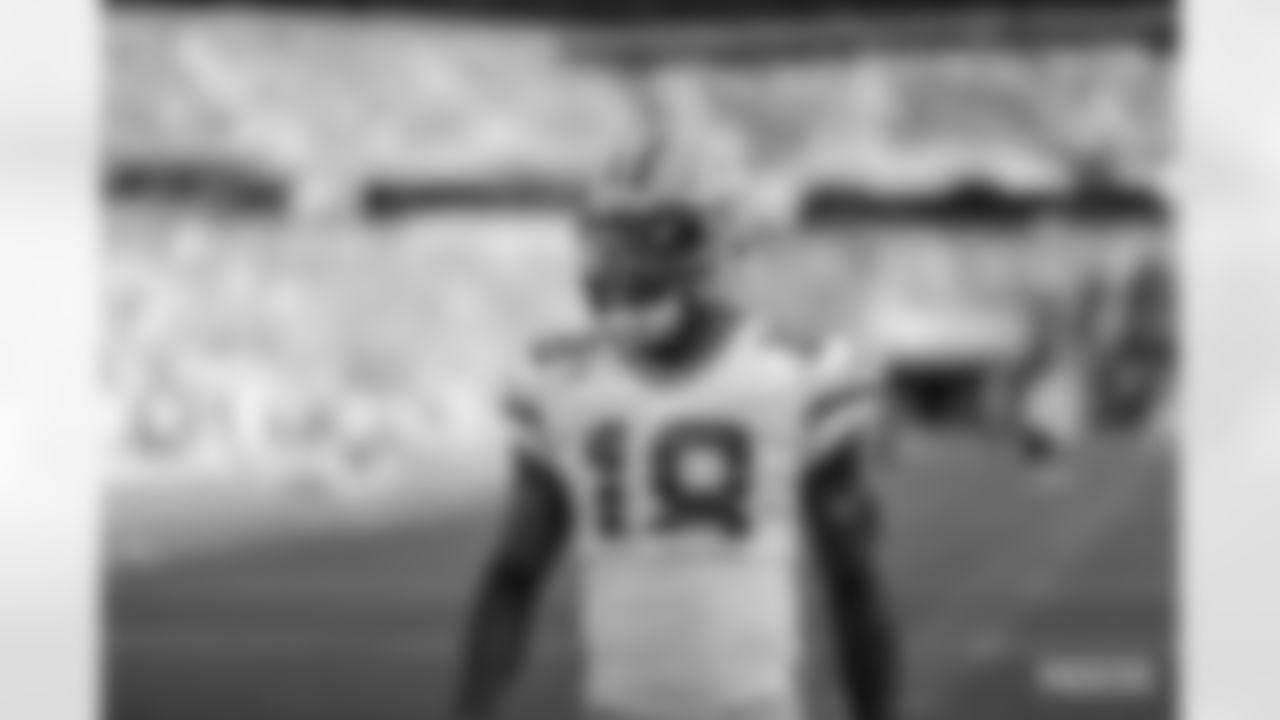 WR Randall Cobb