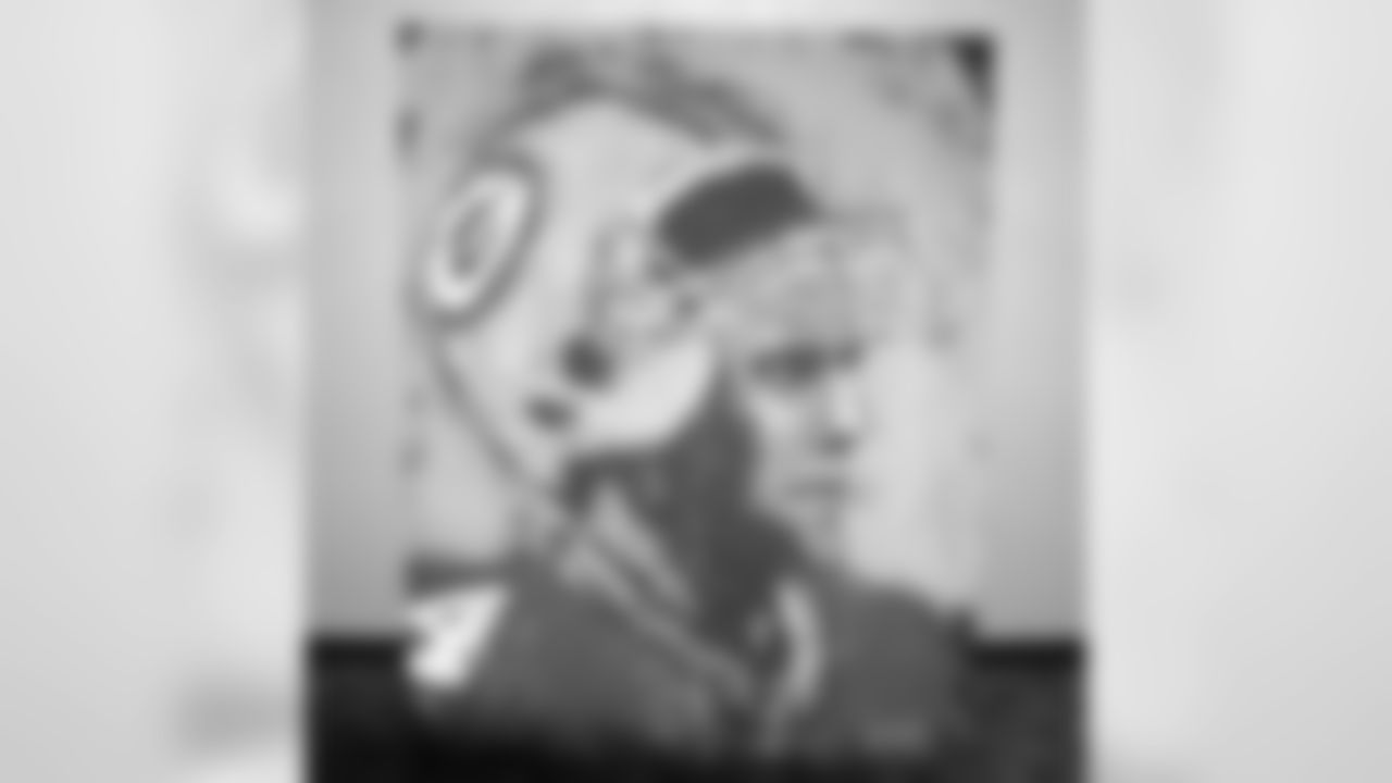 Unique Favre Portrait From Packers Family Night Auctioned Online