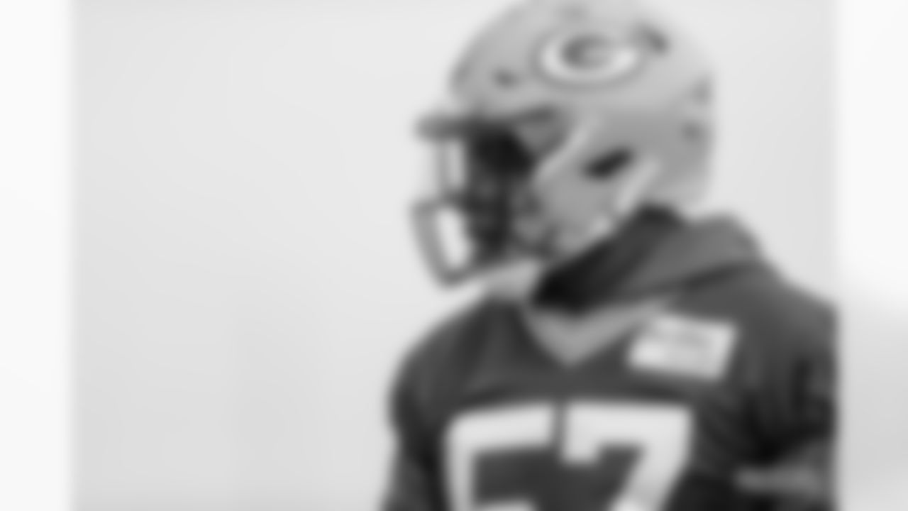 LB James Burgess