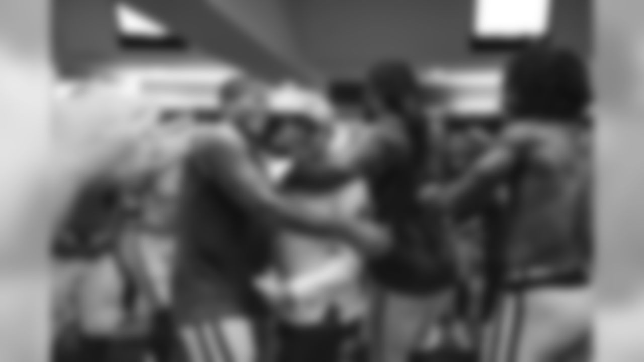 190916-postgame-locker-room-21