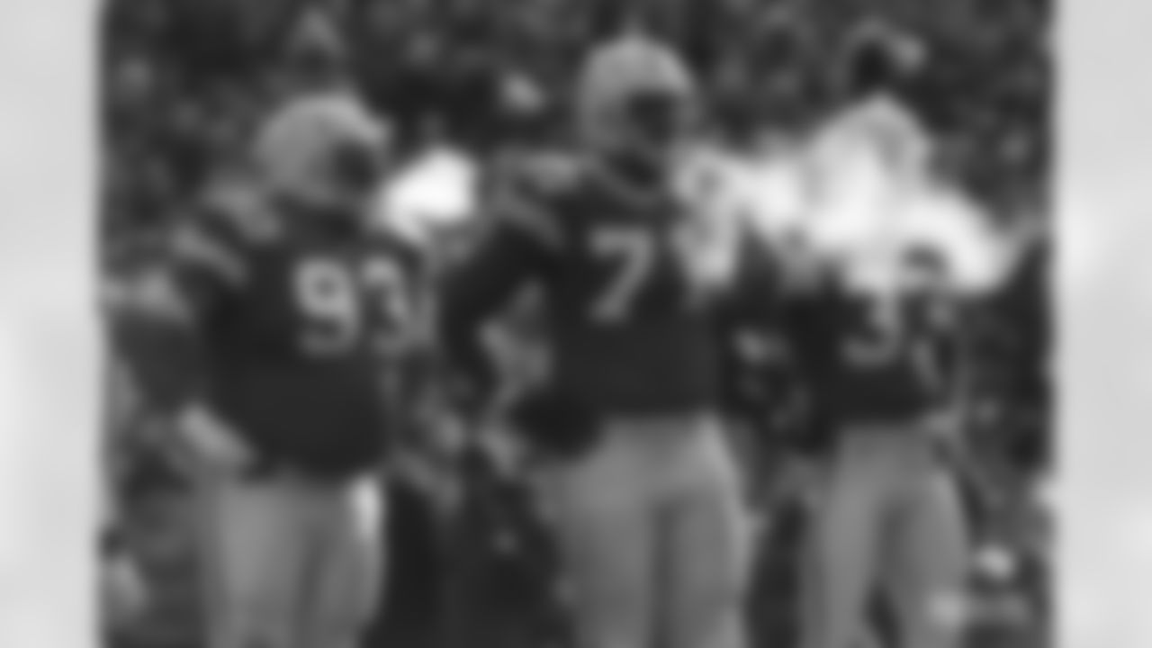DT Santana Dotson (1996-2001)
