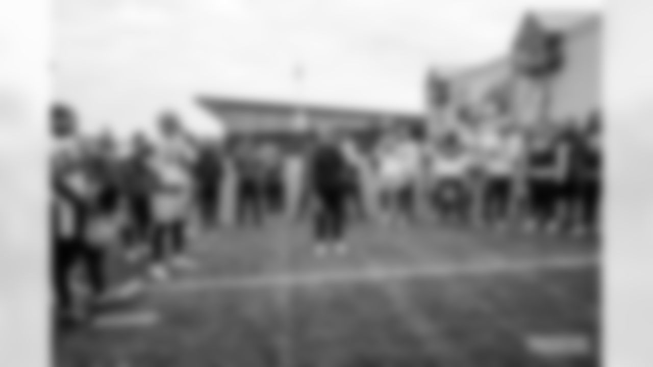 221124-evan-practice-gallery-2560074