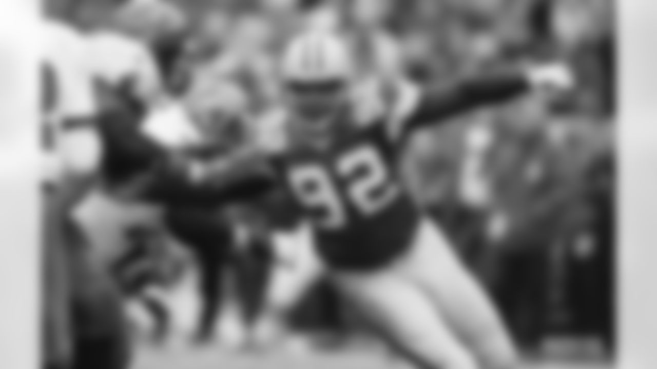 DE Reggie White (1993-98)