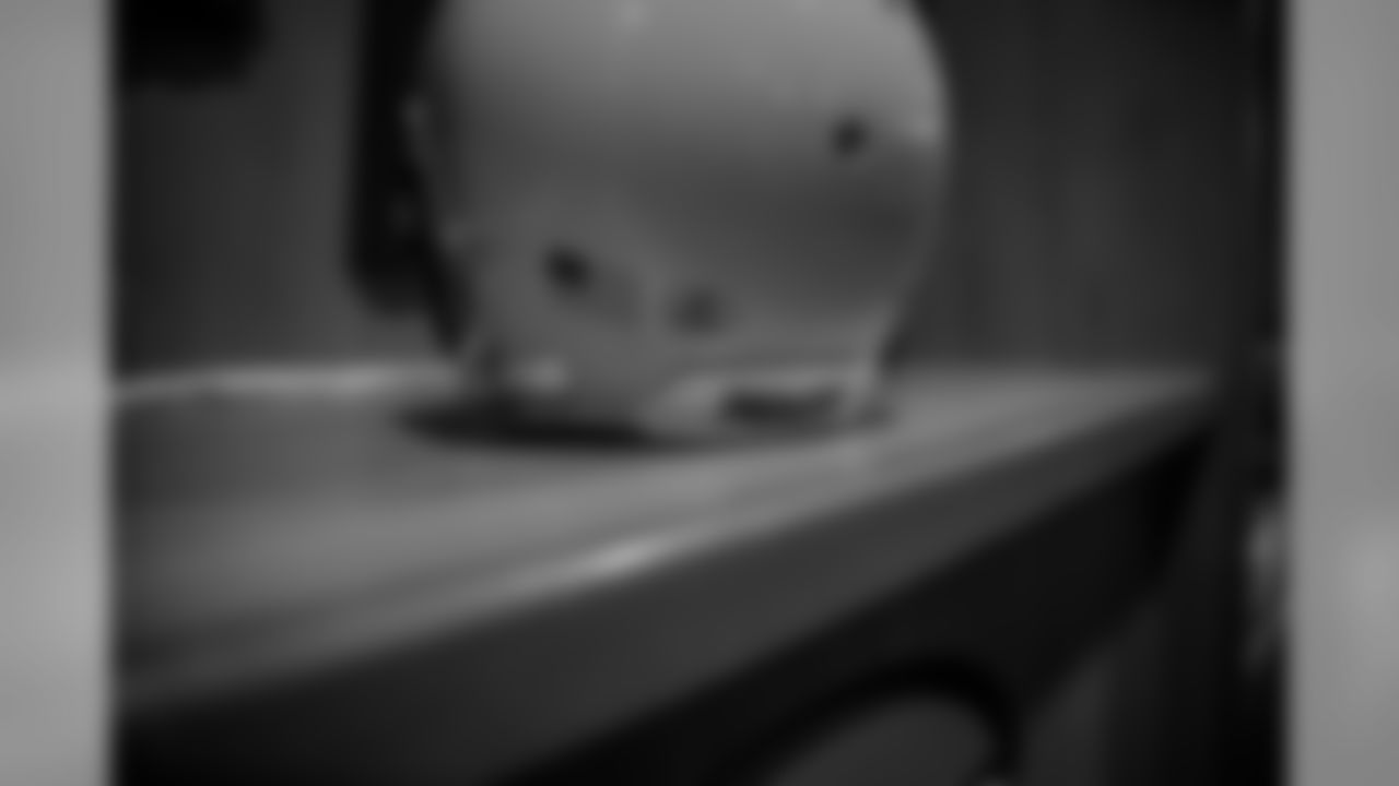 180930-packers-locker-room-bobber-25