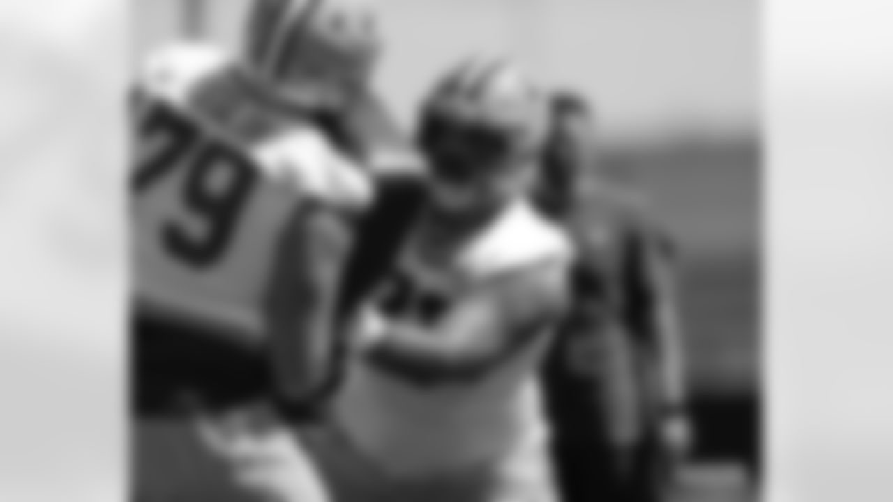 G Jon Runyan & T John Leglue