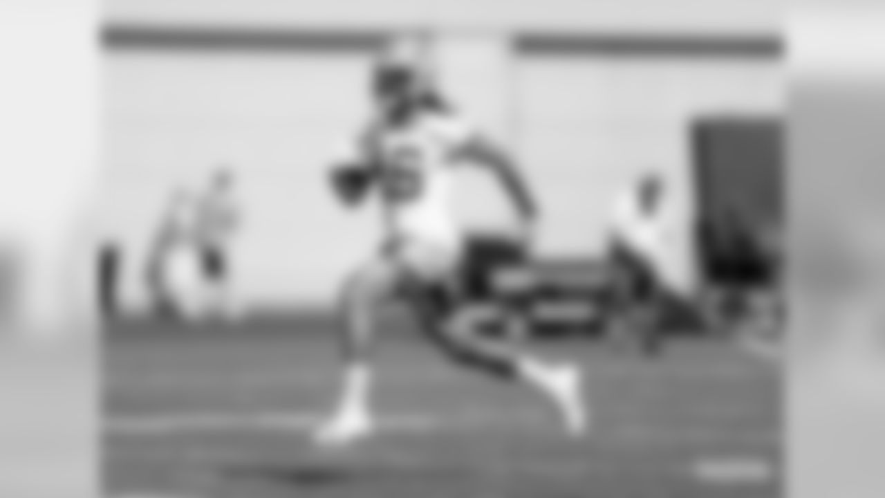 WR Jake Kumerow