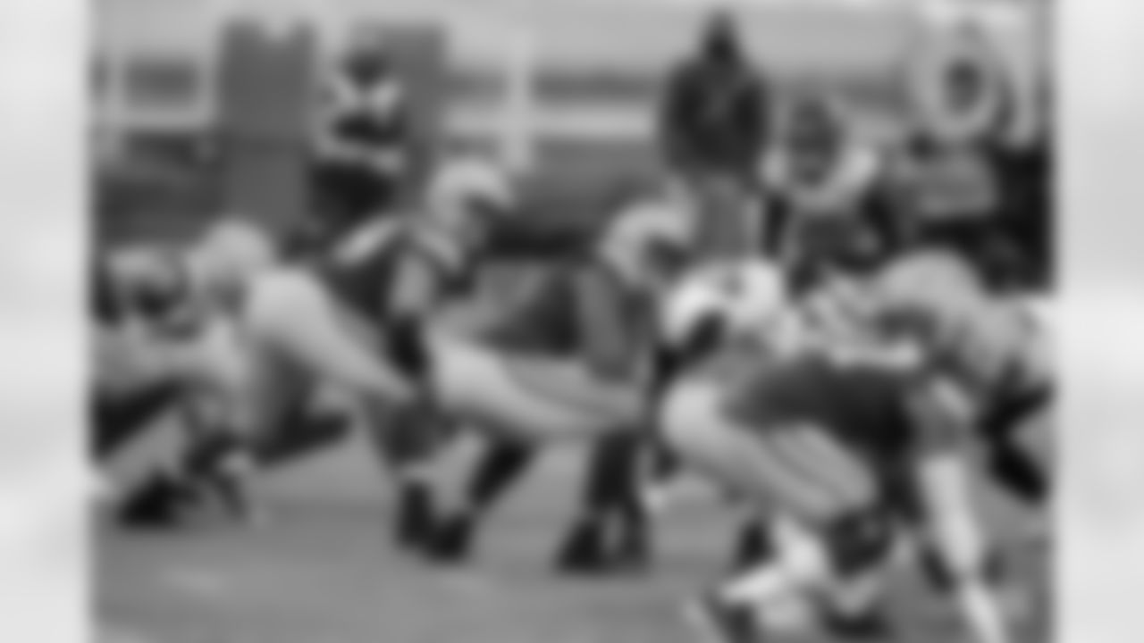 Offensive line