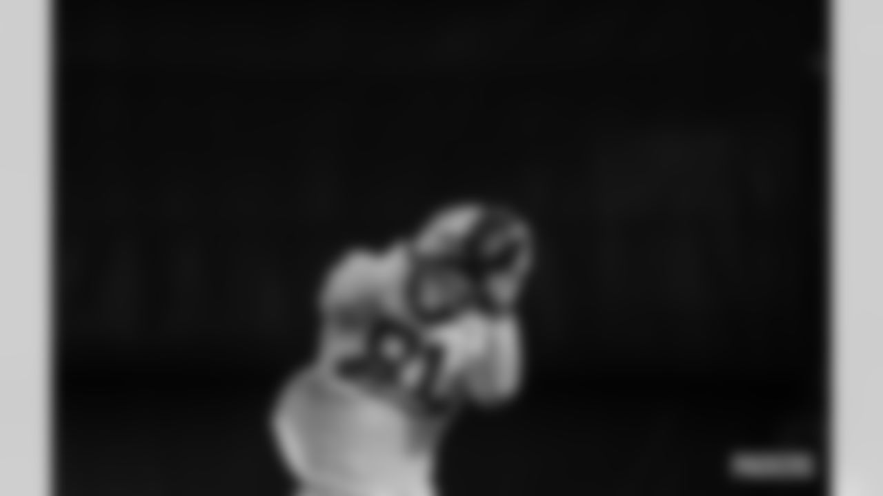 221124-evan-practice-gallery-2560012
