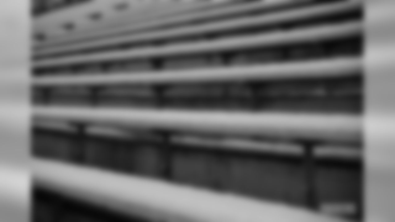 191029-lambeau-first-snow-16