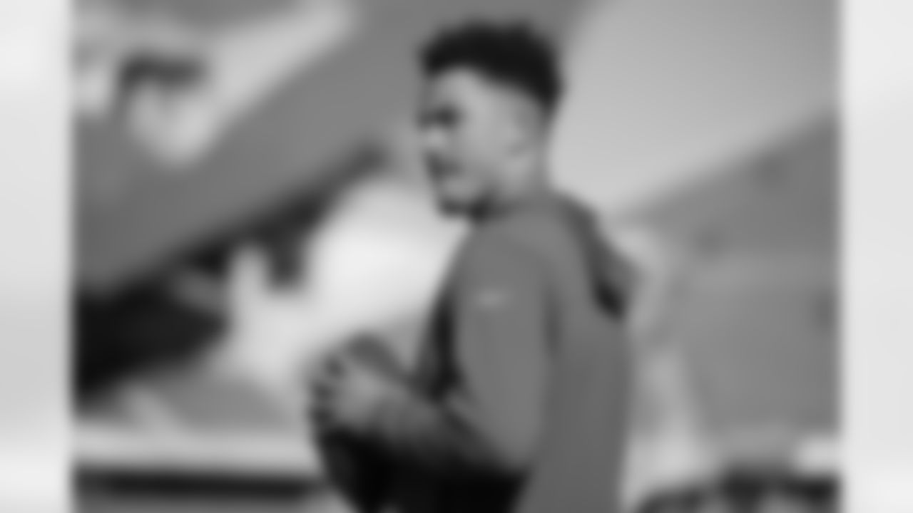 Green Bay Packers quarterback Jordan Love (10) warms up during an NFL football game against the Chicago Bears on Sunday, October 17, 2021 in Chicago, Illinois. (Todd Rosenberg/NFL)
