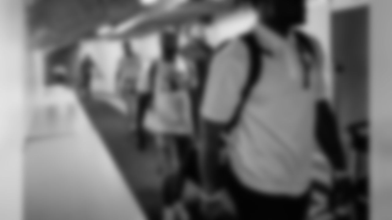 190822-stadium-arrival-bobber-43