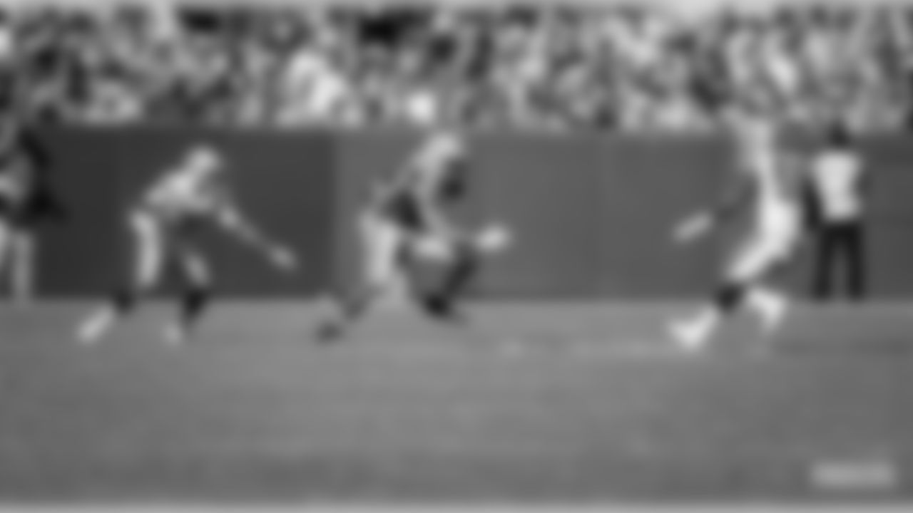 191020-packers-raiders-3-siegle-WM-40