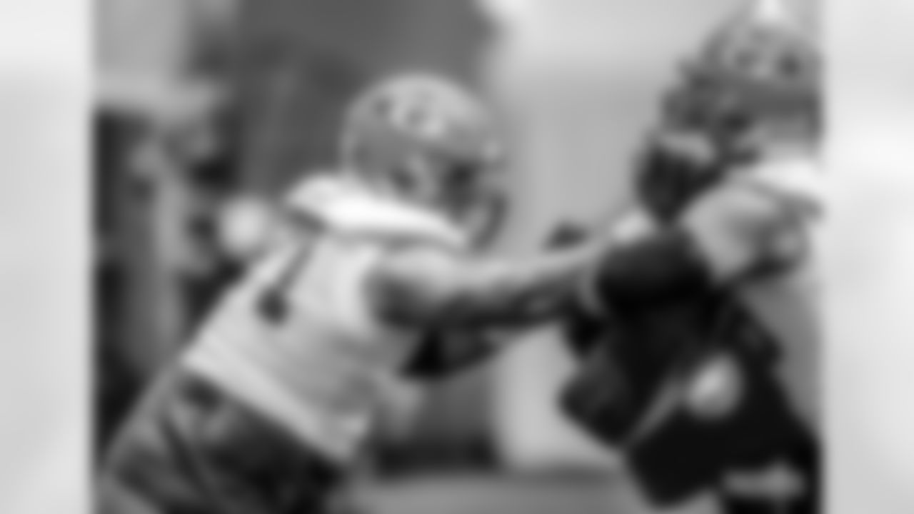 221130-evan-practice-gallery-2560031