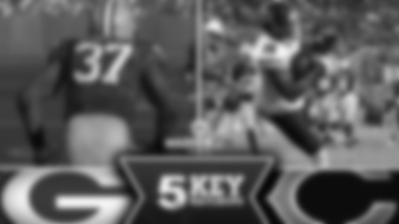Marshall only has 14 receptions, but he has four touchdowns and he's the Bears' most feared weapon. Shields distinguished himself against Calvin Johnson and would appear to be on top of his game for the NFC North's other tall pass-catcher.