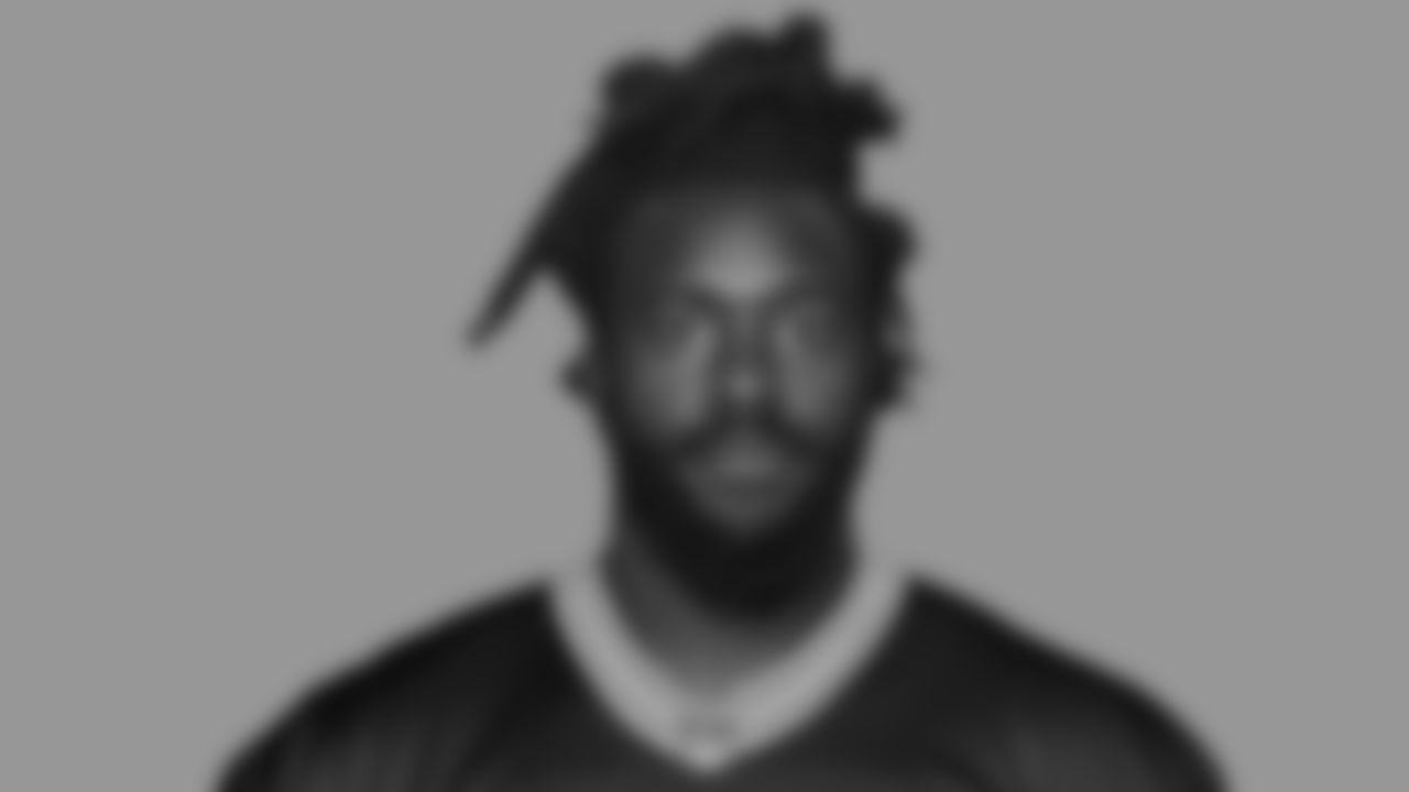 59 - LB De'Vondre Campbell