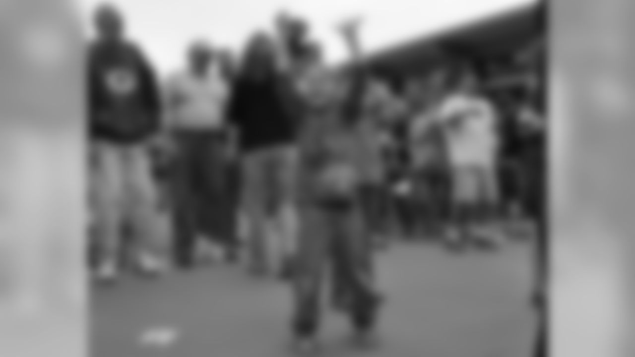 Packers Tailgate Tour - Tailgate Party (Milwaukee)