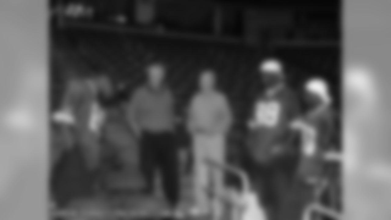 Davis, Harlan, Franks, Driver with UW Head Basketball Coach Bo Ryan