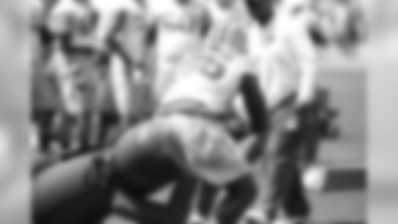 TE Kennard Backman (86)