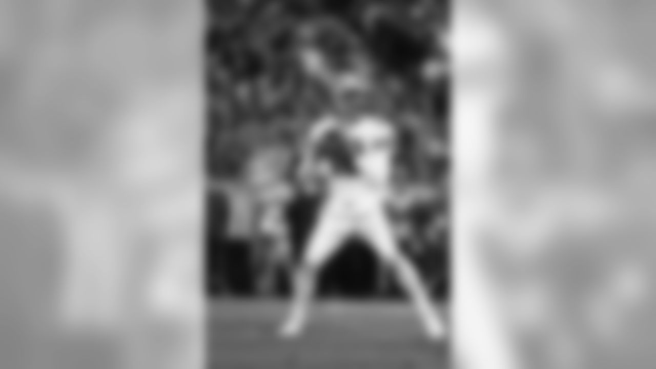 Green Bay Packers quarterback Aaron Rodgers (12) throws the ball during an NFL football game against the Chicago Bears on Thursday, Oct. 20, 2016, in Green Bay, Wis. Green Bay won 26-10.